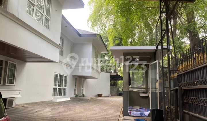 Dijual Rumah di Mohamad Yamin Menteng Jakarta Pusat