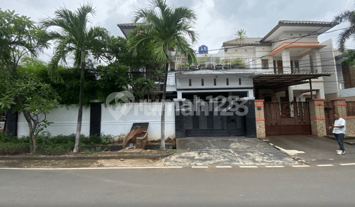 Rumah Cempaka Putih Tengah Dijual Second