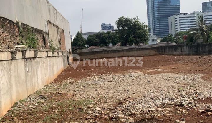 Tanah Strategis Dijual di Mega Kuningan - SHM, Lokasi Premium Cbd