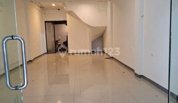 Ruko 4 Lantai Bagus untuk Usaha di Boulevard Kelapagading Jakarta Utara