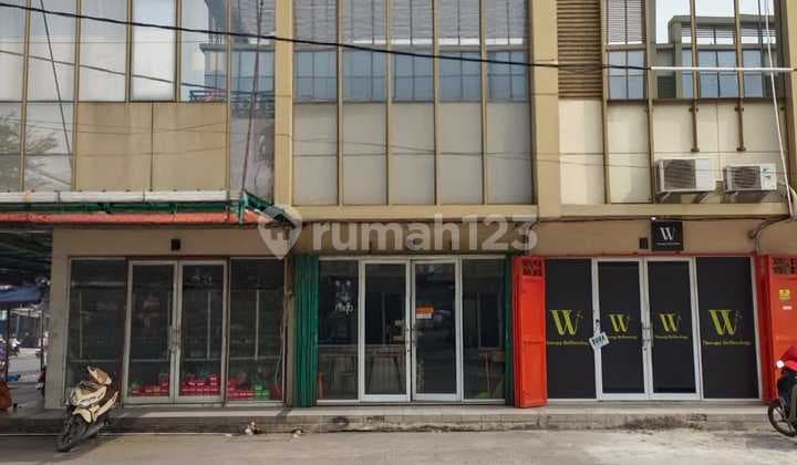 Ruko Candrabaga Strategis 2 Lantai Siap Pakai di Pondok Ungu Permai Bekasi