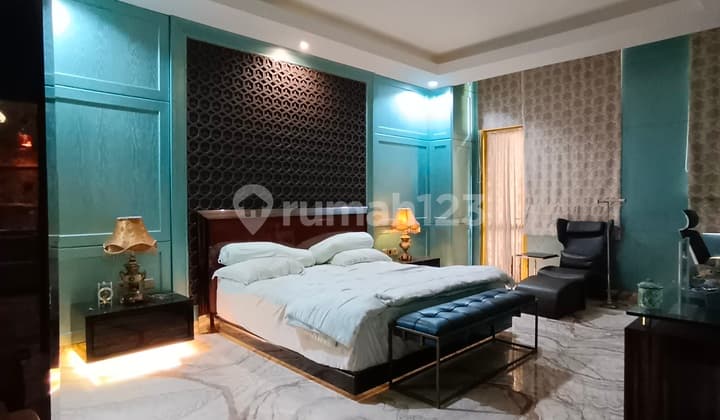 Apartemen Paladian 3 Br Full Furnish Marmer Lantai Dasar di Kelapa Gading Jakarta Utara