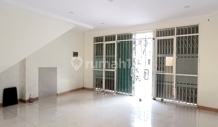 Ruko Arana 2,5 Lantai Full Renov di Harapan Indah, Bekasi