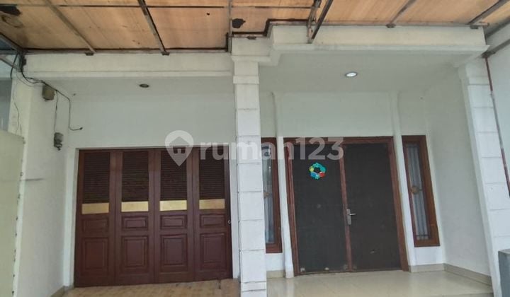 Rumah 3 Lantai 3+1 Br di Kelapa Sawit Kelapa Gading Jakarta Utara