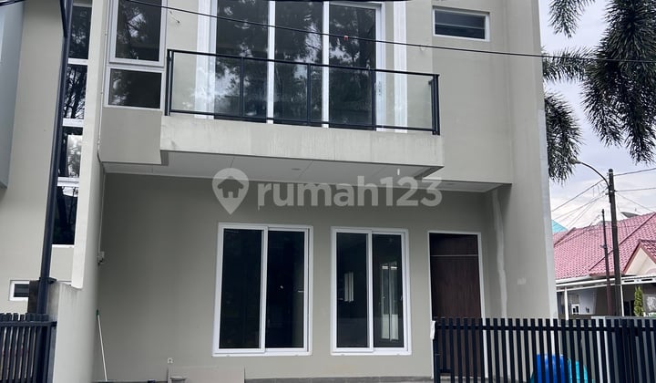 Rumah Baru Huk Villa Melati Mas