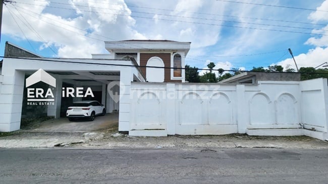 Dijual Rumah Mewah di Solo Dekat Kampung Karet Karanganyar