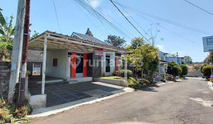 Cihanjuang Complex House, Backyard Garden, Spacious, Ready to Occupy