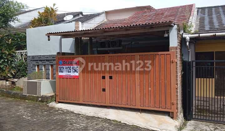 Rumah Minimalis Komplek Cipageran Cimahi One Gate System