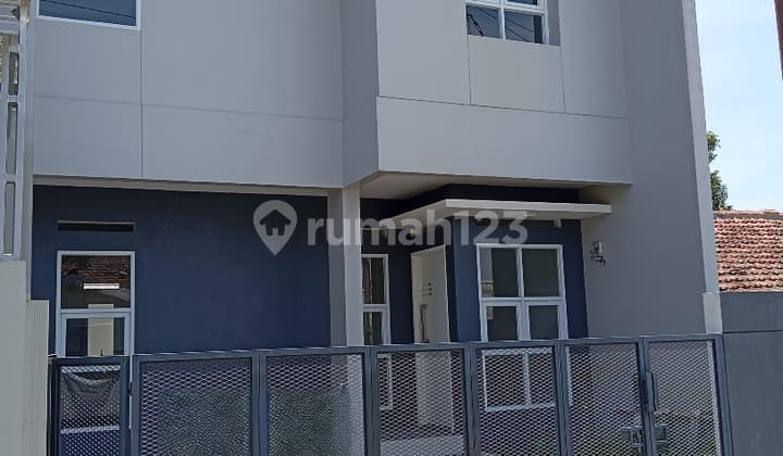 Rumah Baru Cihanjuang Cimahi Dekat Taman Kupu-Kupu