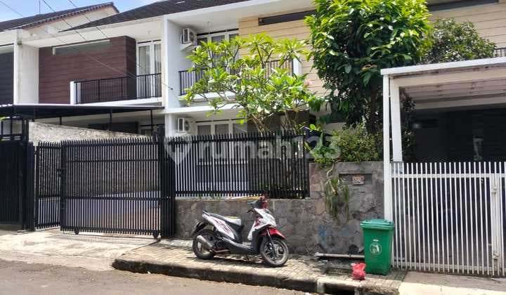 Rumah Exclusive Sarijadi Selangkah Polban Jarang Ada
