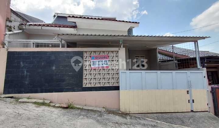 Rumah Second Rasa Baru di Cipageran Cimahi Semi Furnished