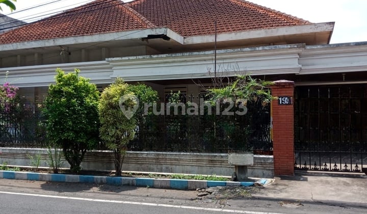 Rumah Tenggah Kota Terawat