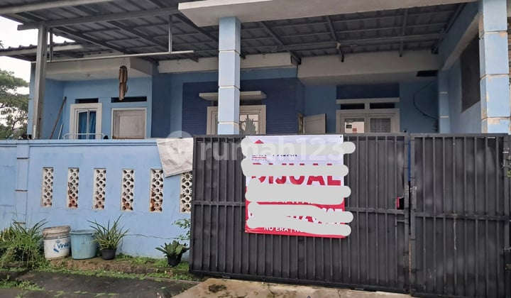 Dijual Rumah Siap Huni di Komplek Bogor Park Residence Wil Bogor Selatan Luas Tanah 120 M Luas Bangunan 125 M 2 Lantai KM Tidur 3 KM Mandi 3 KM Art 1 Gudang 1 Dapur R.tamu R . Makan R. Keluarga Teras Diatas Carport Listrik.1300 Wac 1Lingkungan Aman Sejuk