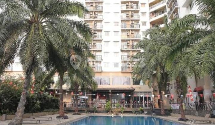 Sell Fast Strategic Apartment in Bekasi at Low Affordable Price Near Bekasi Barat LRT Station