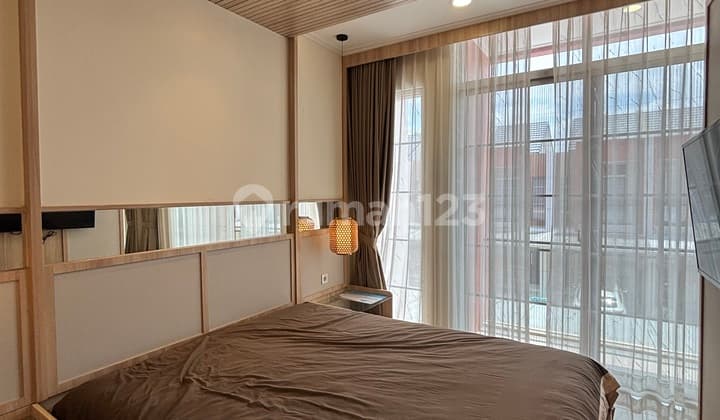 Rumah 4 X 15 Tercakep P I K 2 Full Furnished