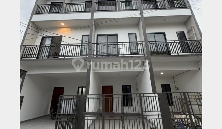 Dijual Rumah Brand New Siap Huni Duri Kepa, Bebas Banjir bisa KPR