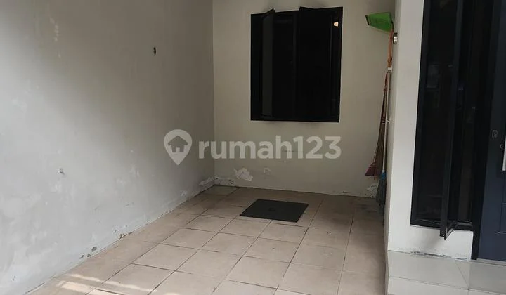 Dijual Rumah Murah Rapi Siap Huni di Tanjung Duren Dijual Rumah Murah Rapi Siap Huni di Tanjung Duren
