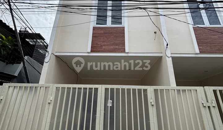 Rumah Bagus Siap Huni Tj Duren Row 2 Mobil