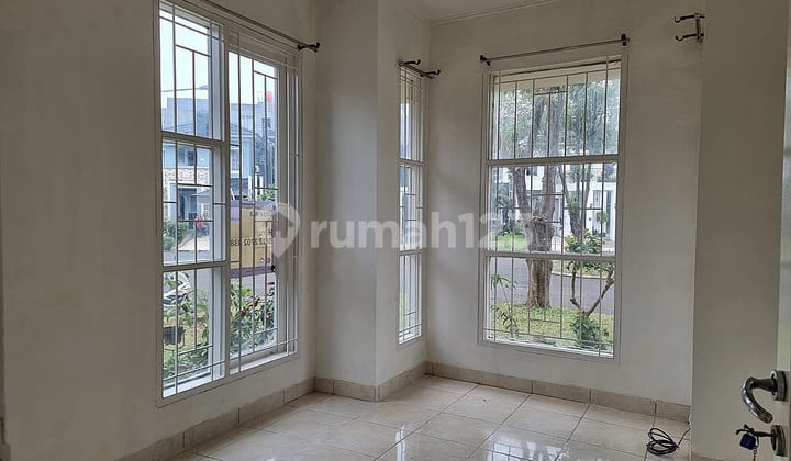 Rumah Hook Asri, Cbd Graha Raya, Dekat Alsut, Dekat Bintaro, Dekat Ciledug