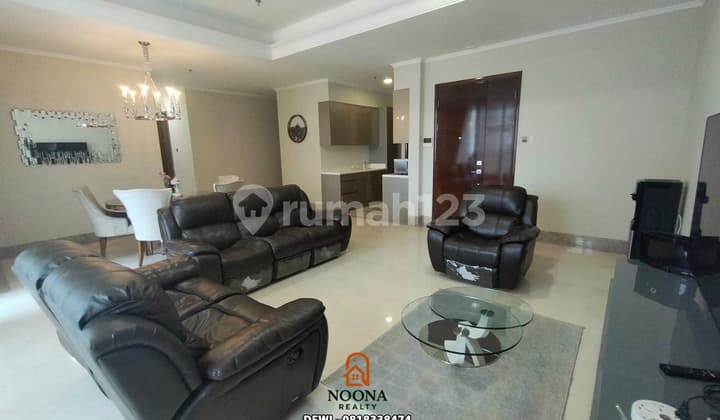 Sewa Apartemen District 8 Senopati 4+1 Bedroom Furnished Bagus