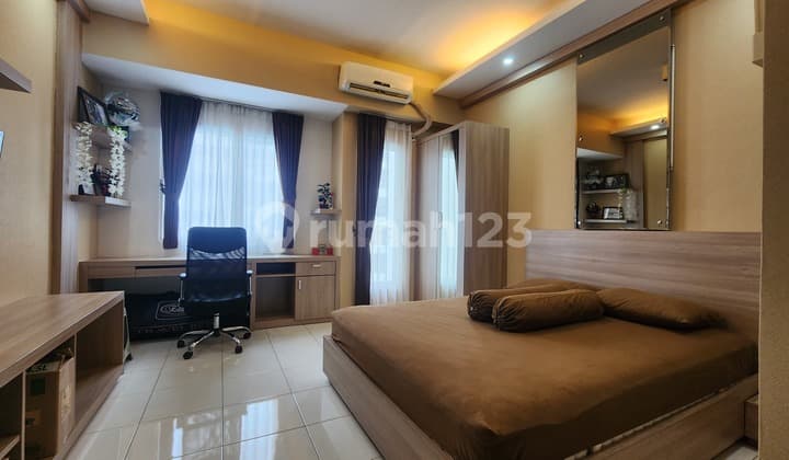 **Walk to Campus, Super Comfortable Living!** ✨ **Uc Citraland Fully Furnished Apartment Only 345 Million - Just Bring Your Luggage and Move Right In**