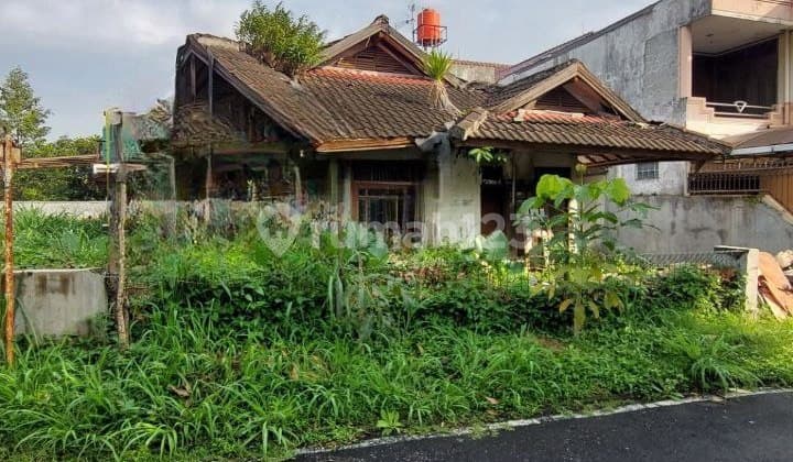 Dijual Rumah Hitung Tanah Dalam Komplek Antapani Area