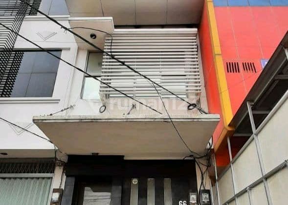 Dijual Sebuah Ruko di Daerah Tebet