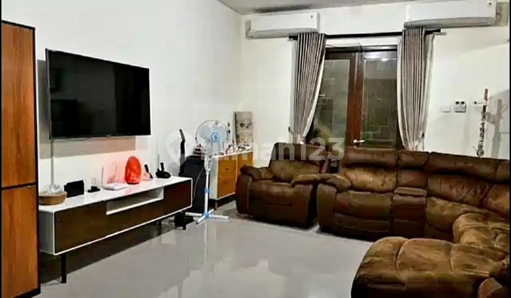Rumah 2 Lantai di Lokasi Strategis di Buah Batu, Bandung