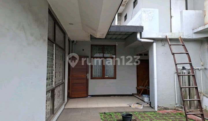 Jual Rumah Asri dan Luas di Area Sumber Sari