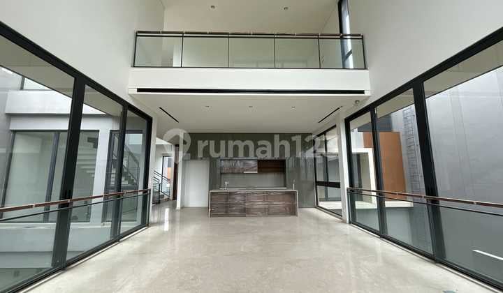Lyndon Navapark BSD Mewah Banget Ada Lift & Smart Home