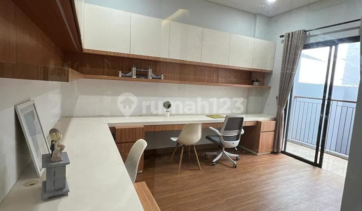 Prestigia Eminent BSD Full Furnished 4+1 KT SHM