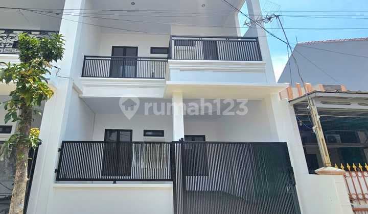 Rumah Baru 2 Lantai di Harapan Indah Bekasi