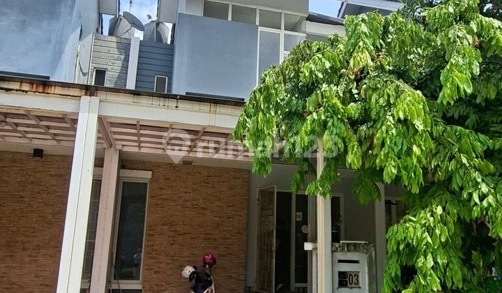 Rumah di Cluster Vasana Harapan Indah 2