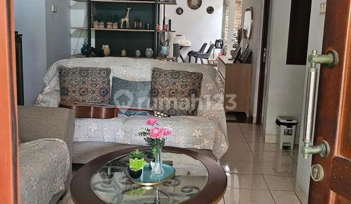 Disewakan Apartemen Springlake Summarecon Bekasi