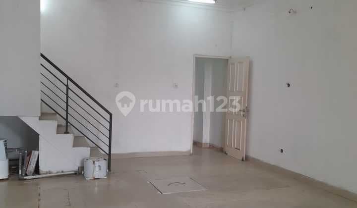 Ruko di Bulevar Hijau Lokasi Ramai di Kota Harapan Indah Bekasi