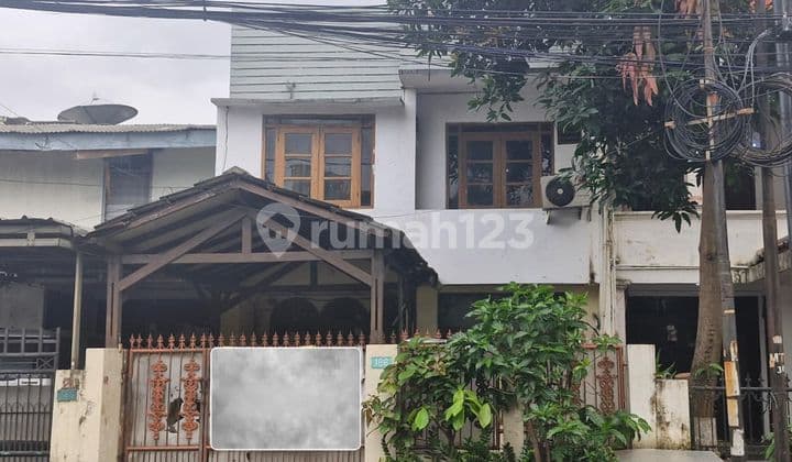 Rumah di Jalan Raya Besar Cocok untuk Usaha Duren Sawit Jakarta Timur