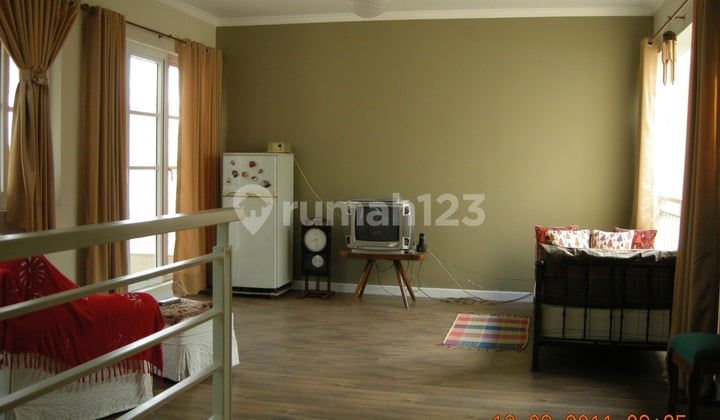 Semi-Furnished House in PWI Complex, Cipinang Muara, Jatinegara, East Jakarta