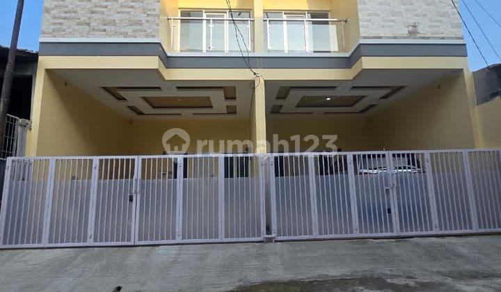 House in Harapan Indah Bekasi
