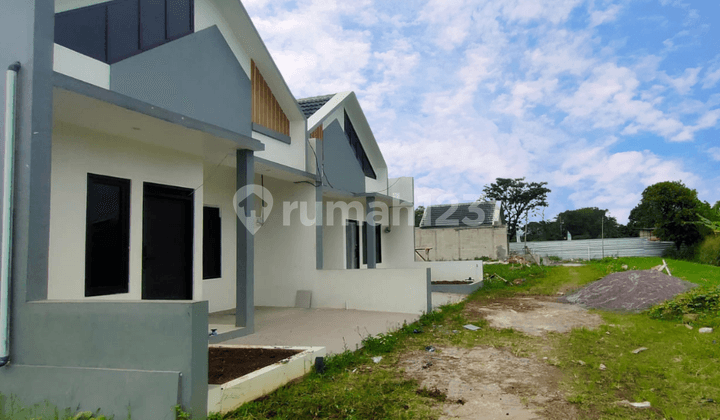 Rumah Baru Dekat Tol Kopo Bandung - Siap KPR