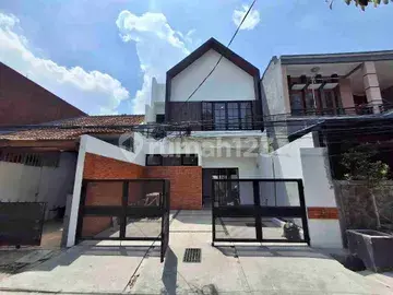 Rumah Nyaman Antapani Kidul Dekat Ubertos