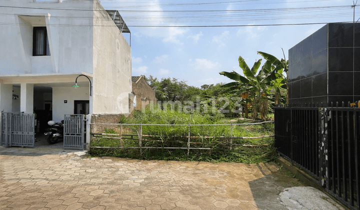 Ready-to-Build Land in Cihanjuang Complex - 98M² Freehold