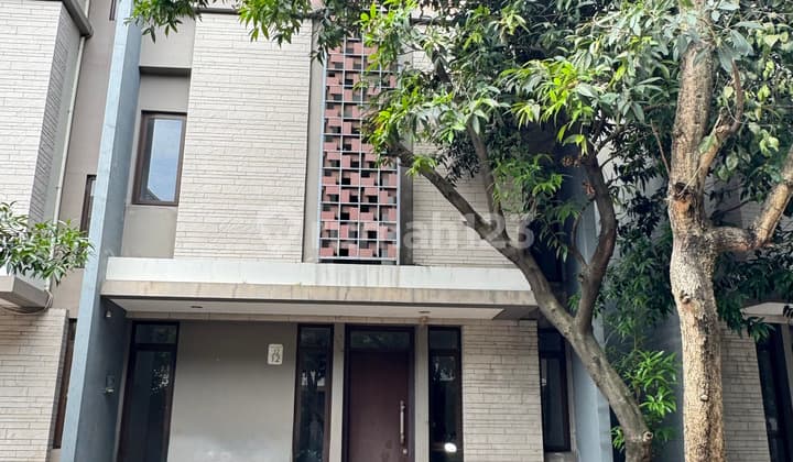 House suitable for boarding house business, PPJB ready to occupy, near Ice BSD South Tangerang.
