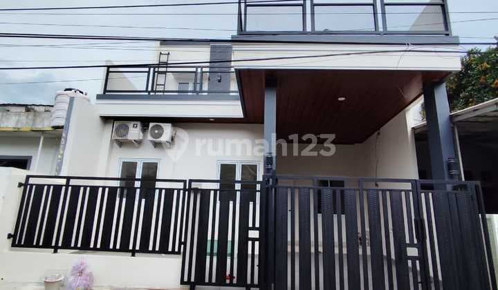 2-Story Semi-Furnished House in Melati Mas, South Tangerang
