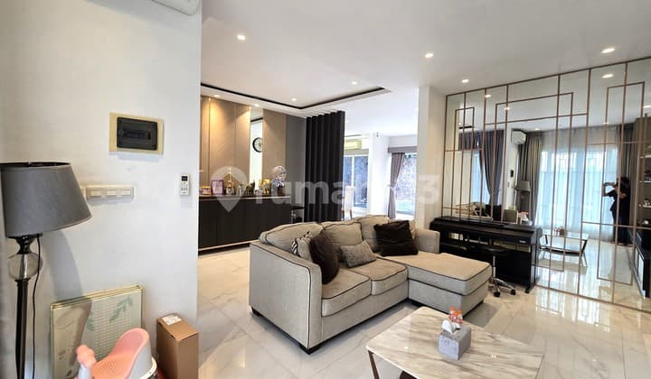 Rumah 2Lt 10X20 3Kt Ada Private Pool Cluster Regina Metland Cakung