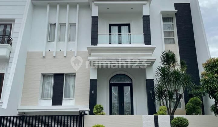 Artha Gading Villa Dijual