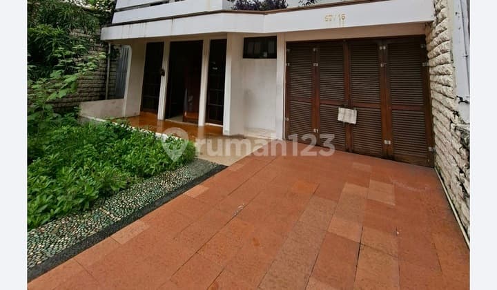 House for Sale in Taman Ratu, Suitable for Business