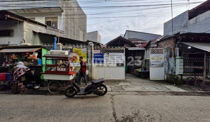 Di.jual.rumah.di.jembatan.besi Jkt.bar..Lokasi Strategis.cocok.utk.usaha