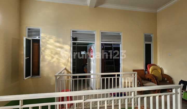 Dijual Cepat Rumah 2 Lantai di Harapan Baru, Bekasi Barat
