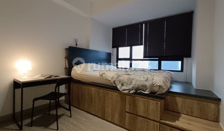 Full Furnished, Apartemen, di Apartemen Hyde Residence Collins Boulevard