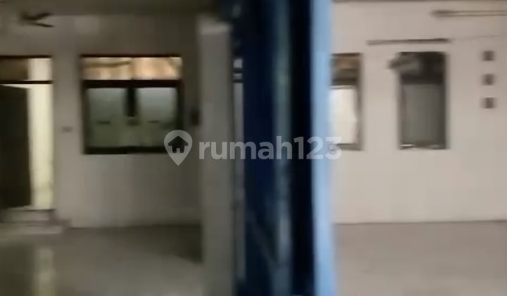 Siap Huni, Gudang/Tempat Usaha, SHM, di Kalideres